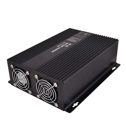 DC-DC Booster 12V 90A RV Araç Yat için İki Yolu Pil Şarj Kontrolörü