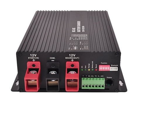 CE/FCC/ROHS Onaylı 12V 90A Su geçirmez MPPT Çift Pil Sistemi için Güneş Pil Şarj Aracı