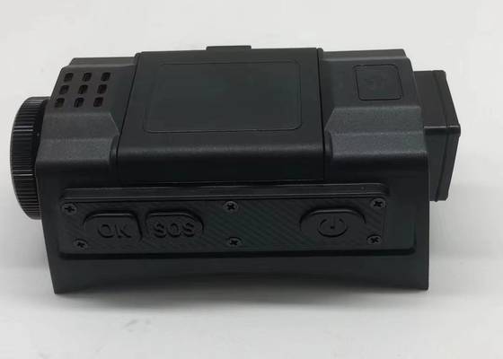 IP67 Su geçirmez Güvenlik Kask Kamera İki Lensli LCD MTK6762 Çip seti 2G 16G RAM+ROM