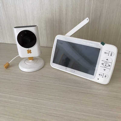 2 Yönlü Konuşma Kablosuz Bebek Monitörü 2.4GHz ISM Bant Desteği TV Ekranı
