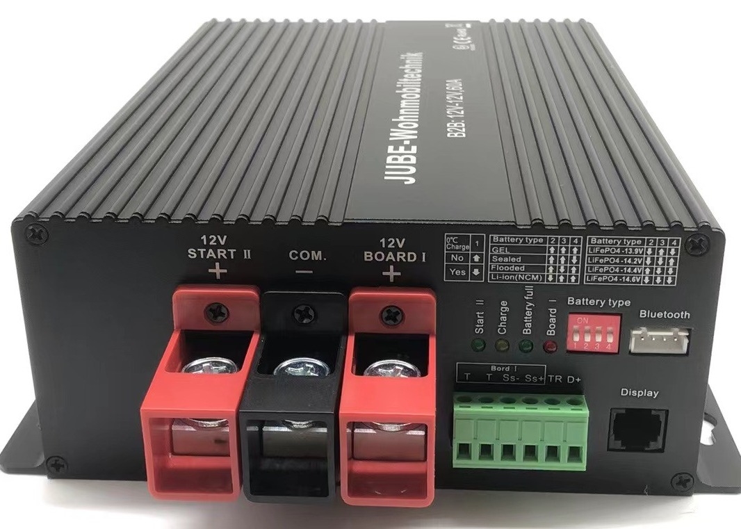 Sıcaklık algılayıcı girişi ile 12V Akıllı Pil Şarj cihazı Etkili D+ Sinyal Voltajı 8-16V
